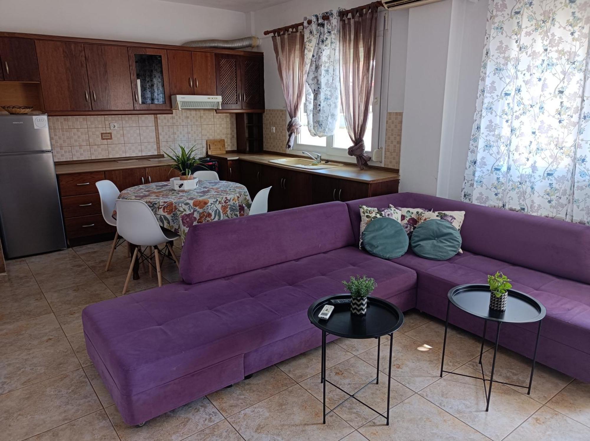 Blue Moon Accommodation Неа Миханиона Екстериор снимка