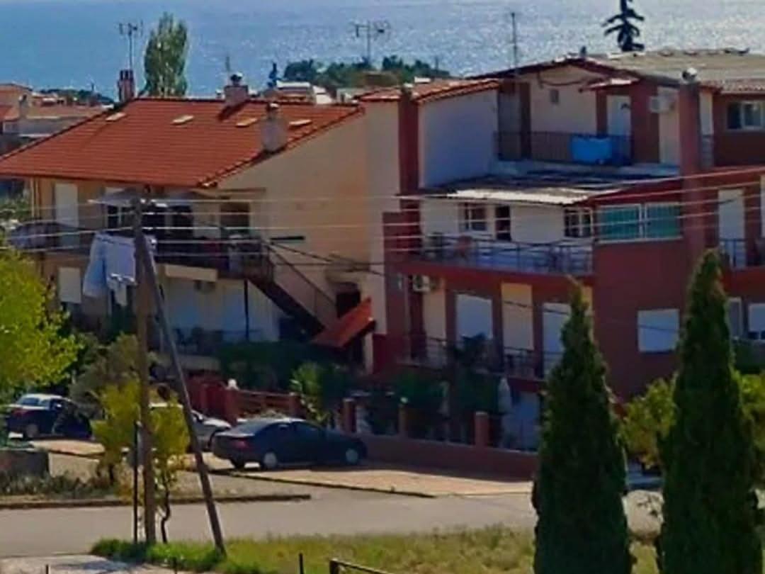 Blue Moon Accommodation Неа Миханиона Стая снимка